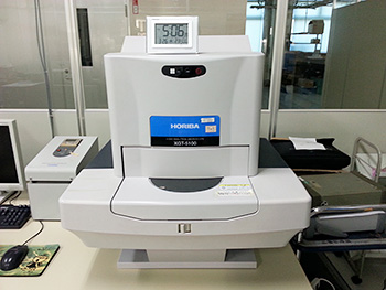 X-ray fluorescence spectrometer